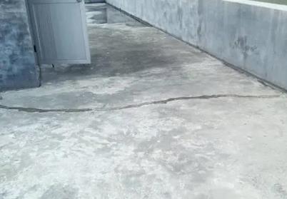 修武楼顶漏水维修公司分享下如何解决卫生间隐蔽部位漏水的问题?